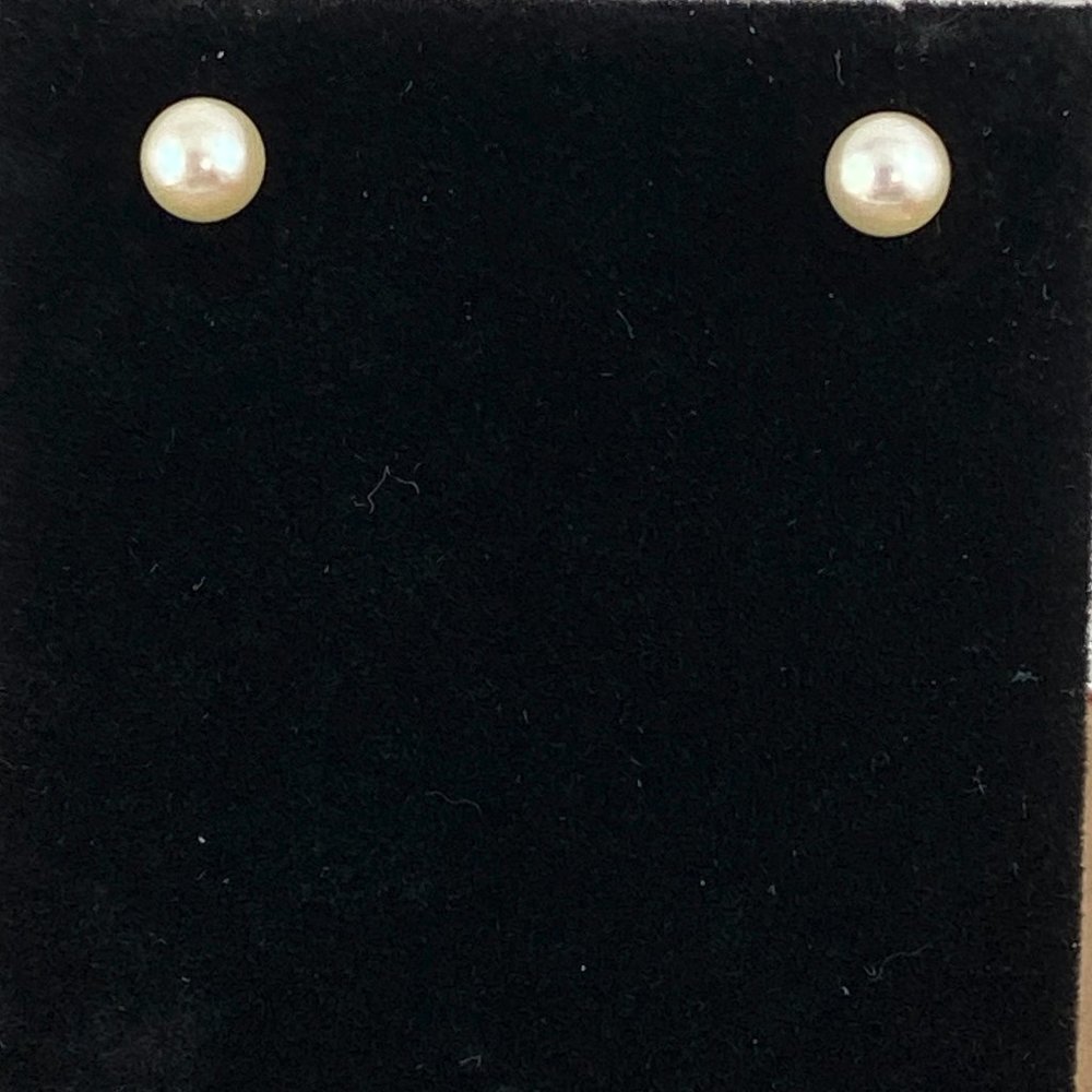 Vintage 6.5MM Culture Pearls 14 Karat Gold Post and Ear Backs